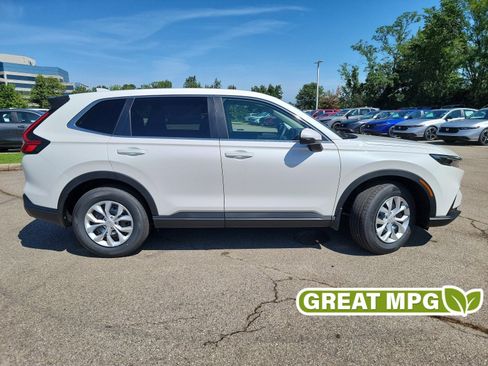 Used 2026 Honda CR-V LX image 1