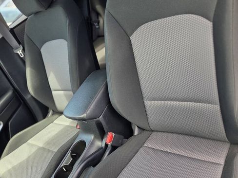 Used 2022 Kia Soul LX FWD image 29