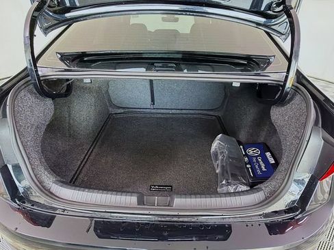 New 2025 Volkswagen Jetta SEL FWD image 28