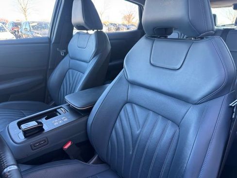 Used 2023 Nissan Ariya PLATINUM+ e-4ORCE image 19