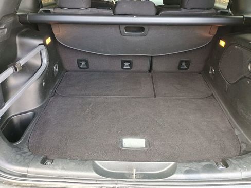 Used 2017 Jeep Cherokee Latitude w/ Safety/Convenience Group image 18