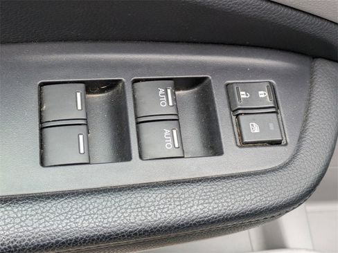 Used 2021 Honda Pilot Special Edition image 11