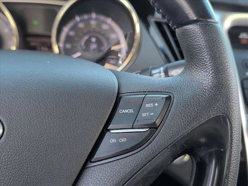 Used 2013 Hyundai Sonata Limited image 14