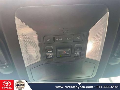 Used 2023 Toyota RAV4 SE w/ Convenience Package AWD/4WD image 32