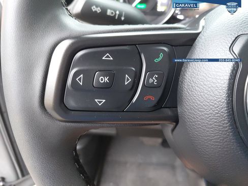 Used 2023 Jeep Wrangler Unlimited w/ Cold Weather Group AWD/4WD image 5