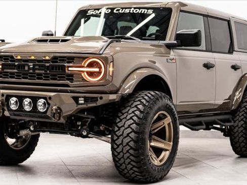 Used 2025 Ford Bronco 4-Door AWD/4WD image 19