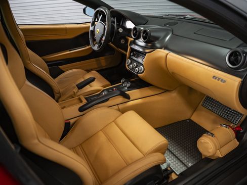Used 2011 Ferrari 599 GTO RWD image 39