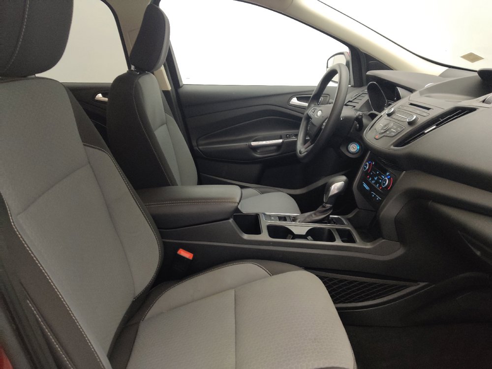Used 2018 Ford Escape SE FWD image 21