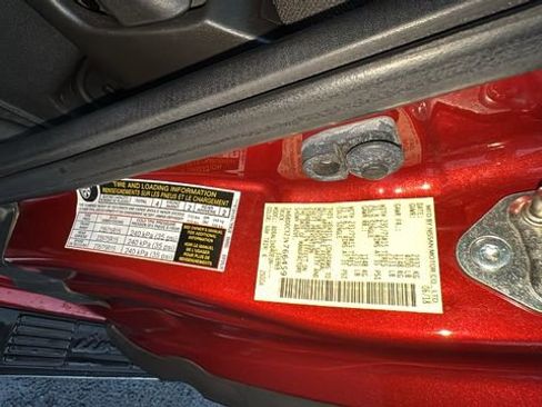 Used 2018 Nissan Frontier S image 36