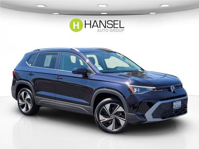 Certified 2025 Volkswagen Taos SE