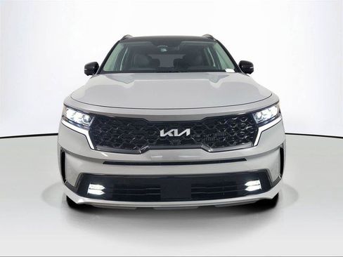 Used 2023 Kia Sorento SX AWD/4WD image 2