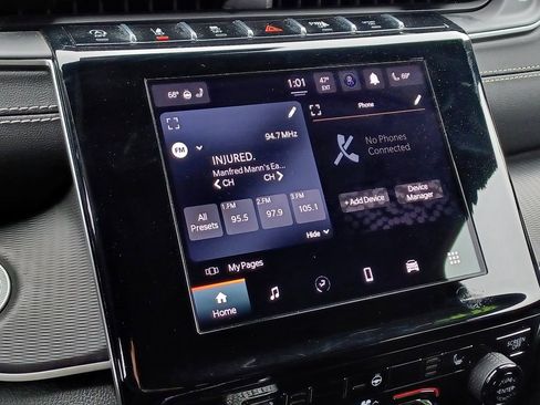 Used 2023 Jeep Grand Cherokee Altitude image 21