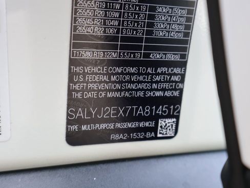 Used 2026 Land Rover Range Rover Velar S image 27