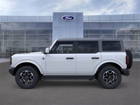 New 2026 Ford Bronco Outer Banks image 4