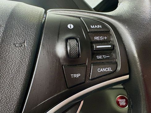 Used 2020 Acura MDX FWD image 25