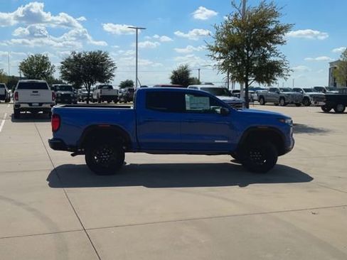 New 2026 GMC Canyon Elevation w/ Convenience Package RWD image 9