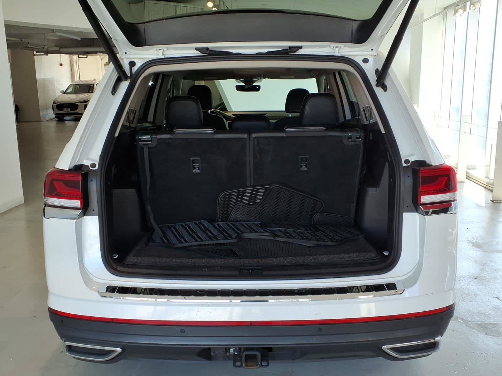 Used 2023 Volkswagen Atlas SEL AWD/4WD image 9