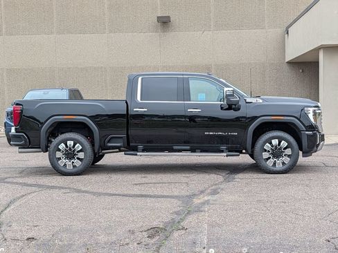 New 2026 GMC Sierra 3500 Denali w/ Denali Reserve Package AWD/4WD image 19