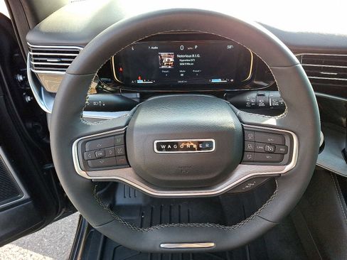 Used 2023 Jeep Wagoneer Series II image 22