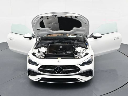 Used 2024 Mercedes-Benz CLE 300 4MATIC Cabriolet image 18