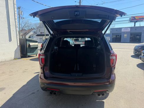 Used 2019 Ford Explorer Sport AWD/4WD image 35