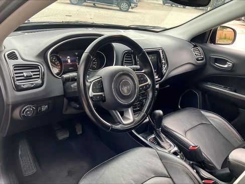 Used 2021 Jeep Compass Limited FWD image 13