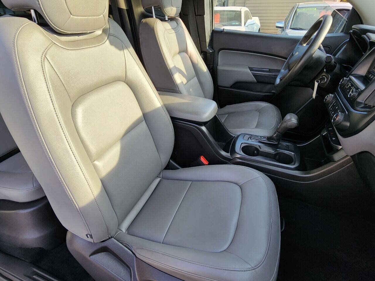 Used 2016 Chevrolet Colorado W/T RWD image 26