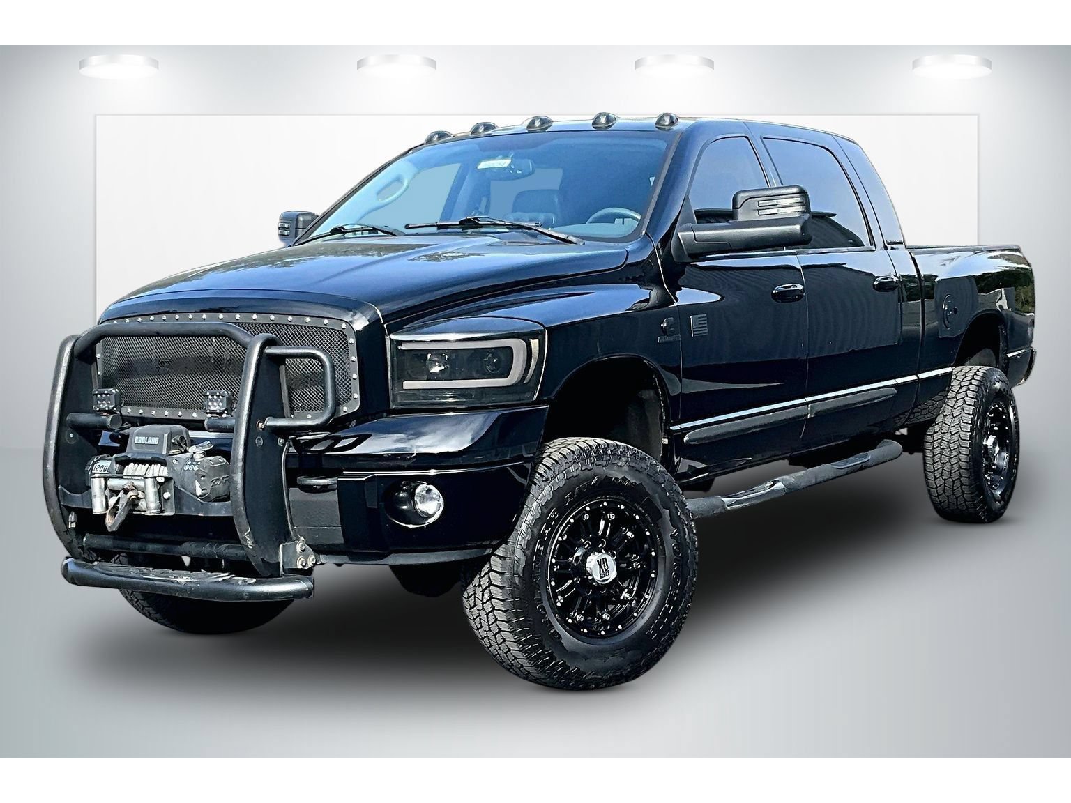 Used 2006 Dodge Ram 2500 Truck Laramie AWD/4WD image 2