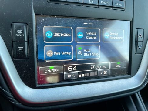 Used 2025 Subaru Outback AWD/4WD image 21