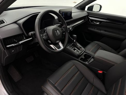 Used 2026 Honda CR-V Sport Touring image 12