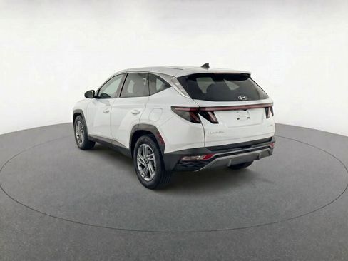 Used 2025 Hyundai Tucson SE AWD/4WD image 36