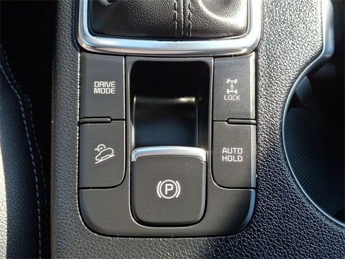 Certified 2022 Kia Sportage Nightfall Edition w/ Nighfall AWD Premium Package image 23