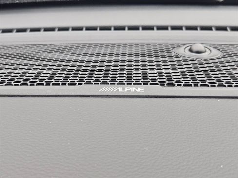 New 2026 RAM 1500 4x4 Crew Cab image 32