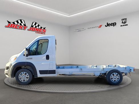 Used 2025 RAM ProMaster 3500 w/ Quick Order Package 22G SLT image 2