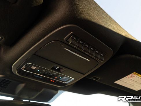 Used 2023 Ford F450 Lariat w/ FX4 Off-Road Package image 62