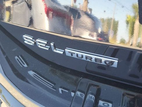 New 2026 Volkswagen Tiguan SEL R-Line AWD/4WD image 6