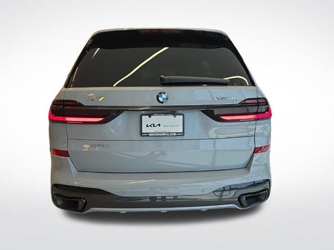 Used 2026 BMW X7 xDrive40i w/ Executive Package AWD/4WD image 12