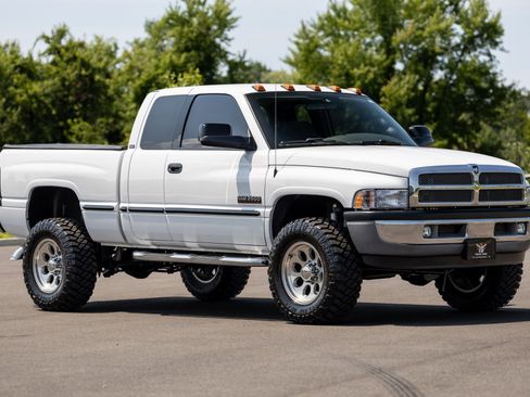 Used 2002 Dodge Ram 2500 Truck 4x4 Quad Cab image 16