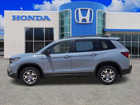 Used 2022 Honda Passport TrailSport image 6