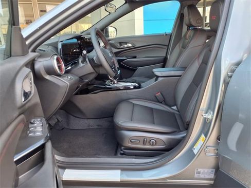 New 2025 Chevrolet Trax RS w/ Driver Confidence Package image 14
