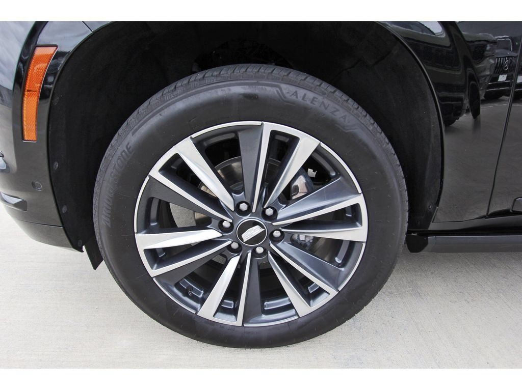 Used 2025 Cadillac Escalade Sport w/ LPO, Floor Liner Package RWD image 32