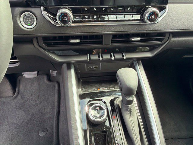 New 2026 Chevrolet Colorado Trail Boss AWD/4WD image 23