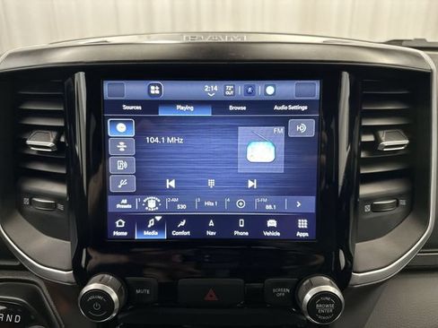 Used 2022 RAM 1500 Big Horn AWD/4WD image 15