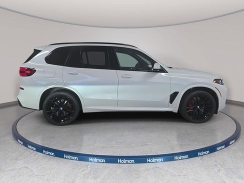 Used 2026 BMW X5 sDrive40i w/ M Sport Package RWD image 4
