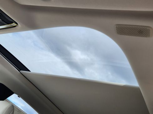 New 2026 Lexus RX 450h AWD image 24