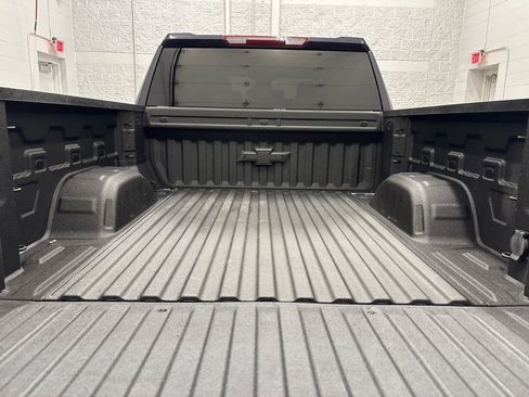 Used 2024 Chevrolet Silverado 1500 RST image 5