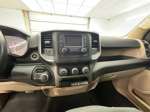 Used 2020 RAM 1500 Big Horn AWD/4WD image 10