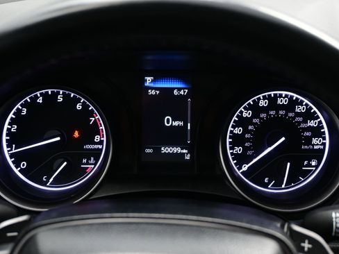 Used 2024 Toyota Camry SE image 23