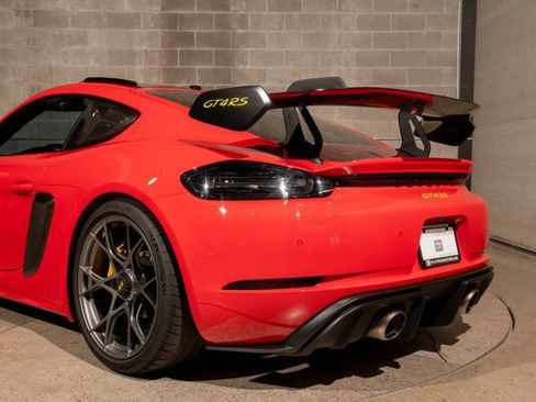 Used 2024 Porsche 718 Cayman GT4 RS RWD image 9