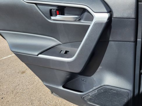 Certified 2025 Toyota RAV4 XLE image 19